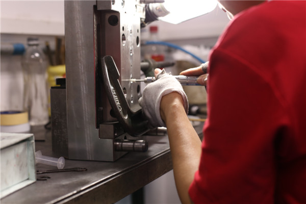 塑料模具&mdash;&mdash;省模